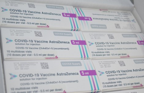 Cần Thơ tiếp nhận thêm 13.910 liều vaccine phòng COVID-19