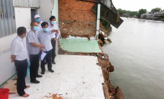 Sẽ đầu tư xây dựng kè chống sạt lở bờ sông Trà Nóc trong thời gian sớm nhất