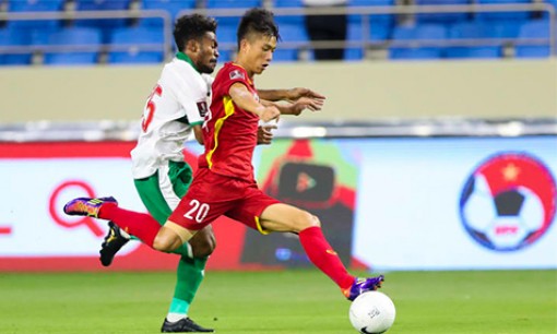 Tuyển Việt Nam tái đấu Malaysia thiếu vắng Quang Hải