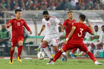 “Chung kết” bảng G

với UAE, thầy Park không chỉ đạo trên sân