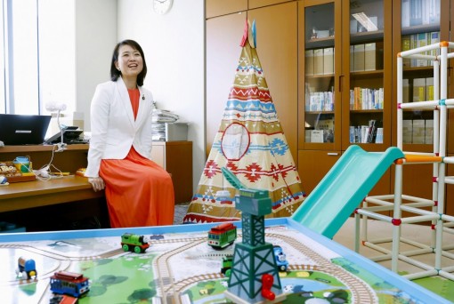 Nhật Bản thúc đẩy bình đẳng giới trên chính trường