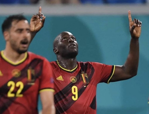 Bỉ vô đối, còn Nga đứng cuối bảng B