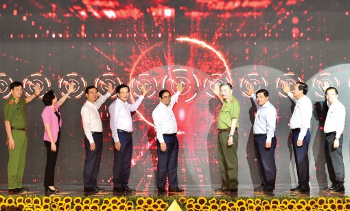 Đưa cơ sở dữ liệu dân cư đi vào cuộc sống, để người dân, doanh nghiệp được thụ hưởng lợi ích