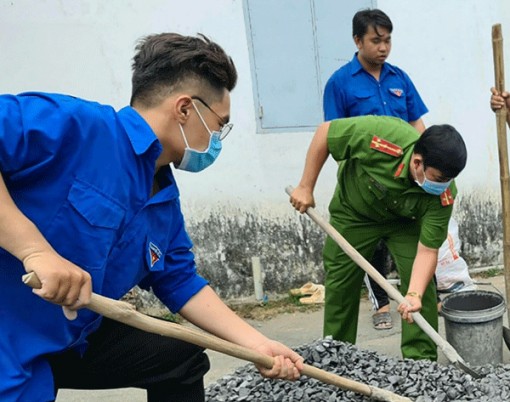 “Chiến sĩ tình nguyện vì văn minh đô thị”
