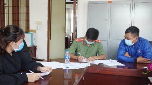 An Giang: Làm việc với 2 người đăng tin sai sự thật về dịch COVID-19 trên mạng xã hội