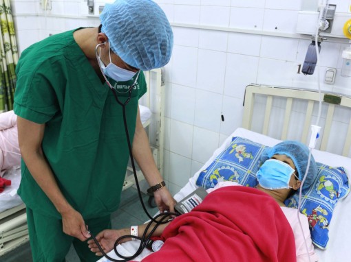 Sản phụ mắc hội chứng HELLP được cứu sống

cả mẹ và bé