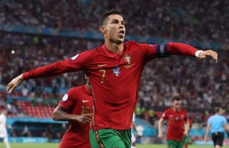 EURO cuối cùng của Ronaldo?