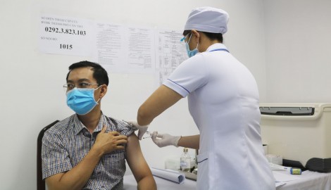 Tập đoàn AstraZeneca ưu tiên chuyển cho Việt Nam ít nhất 8 triệu liều vaccine ngay trong tháng 7 và đầu tháng 8-2021
