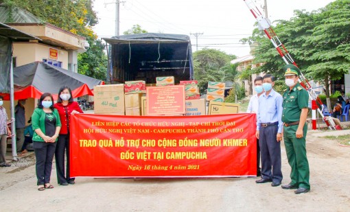 Đổi mới, linh hoạt

trong công tác đối ngoại