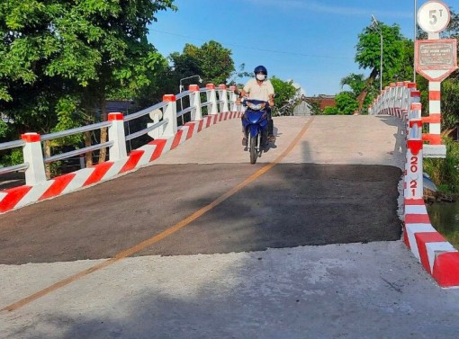 Nhiều giải pháp góp phần bảo đảm an toàn giao thông