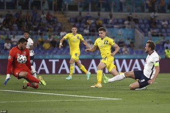 Đè bẹp Ukraine 4-0, tuyển Anh gặp Đan Mạch ở bán kết