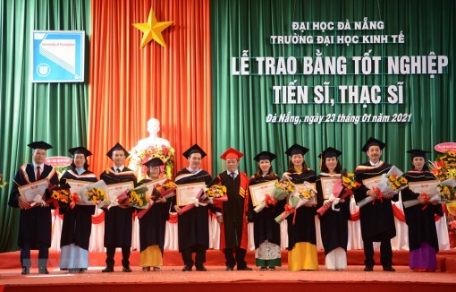 Quy chế mới về tuyển sinh và đào tạo tiến sỹ: Học thật - nghiên cứu thật