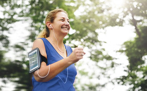 Phụ nữ lớn tuổi sống năng động có thể

đẩy lùi nguy cơ suy tim