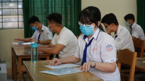 Sáng 8-7, có 9 thí sinh được bố trí thi phòng dự phòng