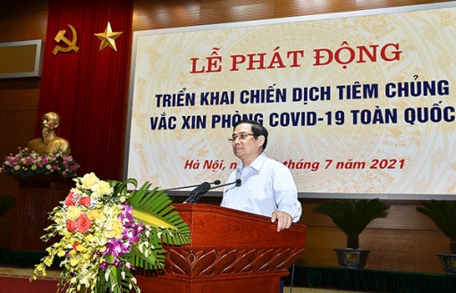 Phát động chiến dịch tiêm chủng vaccine phòng COVID-19 toàn quốc