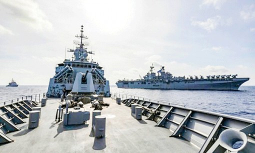 Úc - Trung tranh cãi về Biển Đông