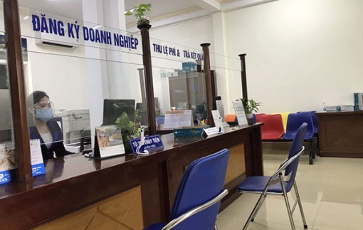 Nhiều đơn vị tạm thời ngưng tiếp nhận giải quyết hồ sơ trực tiếp