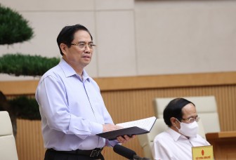 Thành lập ngay các trung tâm cứu trợ, đường dây nóng, 
tổ tình nguyện để hỗ trợ người dân mọi lúc, mọi nơi, mọi vấn đề