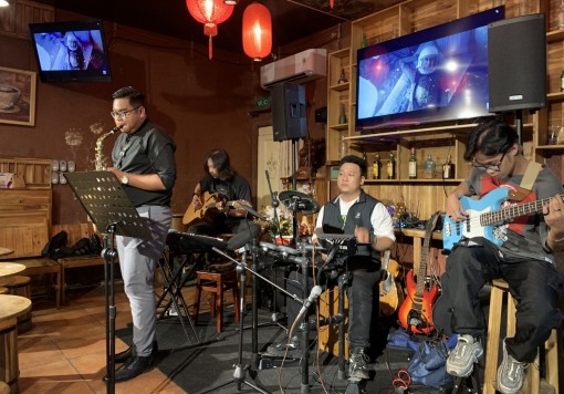 Chàng trai mê sáng tác âm nhạc