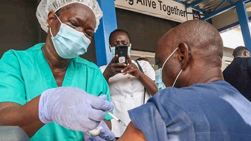 Châu Phi chìm trong khủng hoảng COVID-19