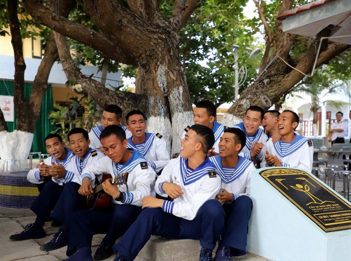 Cây di sản-Cột mốc văn hóa ở Trường Sa