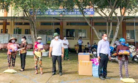Nỗ lực phòng, chống dịch, vừa cung ứng hàng hóa, chăm lo an sinh xã hội - Vimarsana News