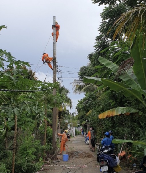 Ngành điện nỗ lực thực hiện “nhiệm vụ kép”