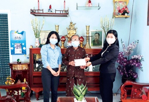 Sáng ngời truyền thống, thắm đượm nghĩa tình