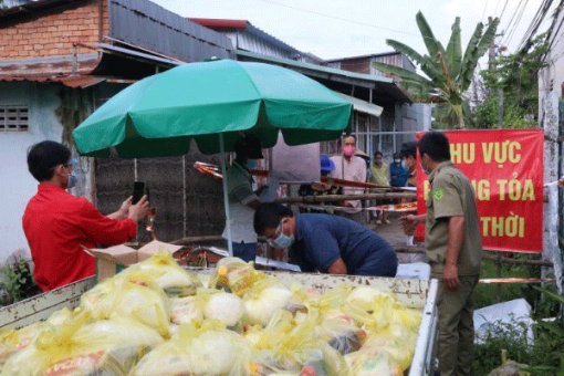 Nhiều giải pháp phòng, chống dịch, hỗ trợ người dân vượt qua khó khăn
