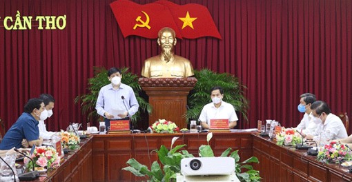 Cấp bách hỗ trợ Cần Thơ chống dịch COVID-19