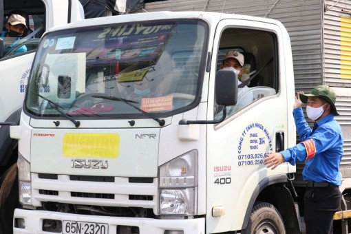 Dấu ấn tuổi trẻ ở tuyến đầu chống dịch