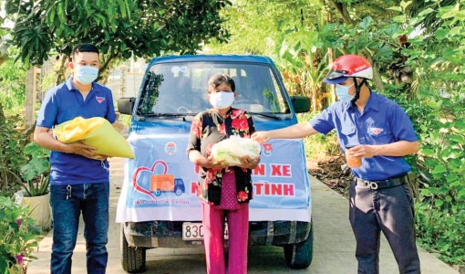 Những chuyến xe nghĩa tình