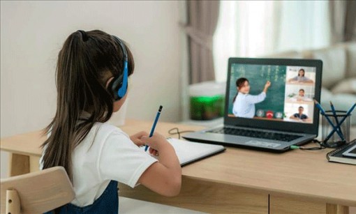 Giúp trẻ học trực tuyến hiệu quả hơn