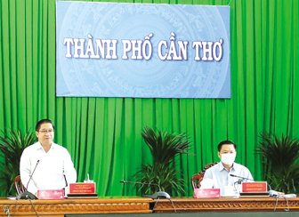 Đảm bảo an toàn tuyện đối khi lấy mẫu xét nghiệm cho người dân