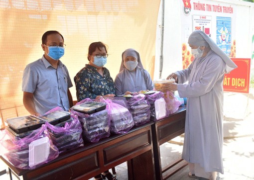 Tấm lòng của Sư cô Thích Nữ Từ Tâm