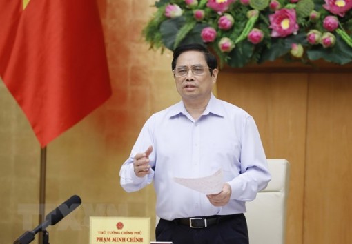 ​"Vaccine tốt nhất là vaccine đã cấp phép lưu hành và đến sớm nhất"