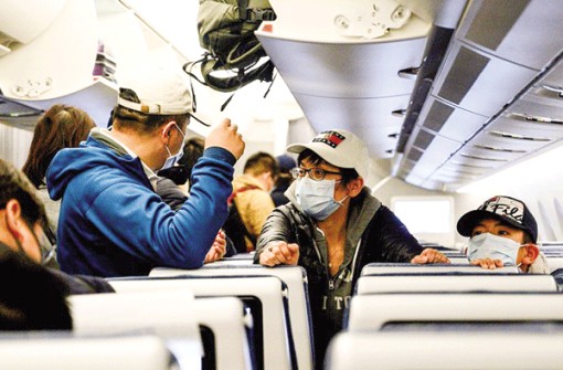 Mỹ phạt 9.000 USD lỗi không đeo khẩu trang trên máy bay