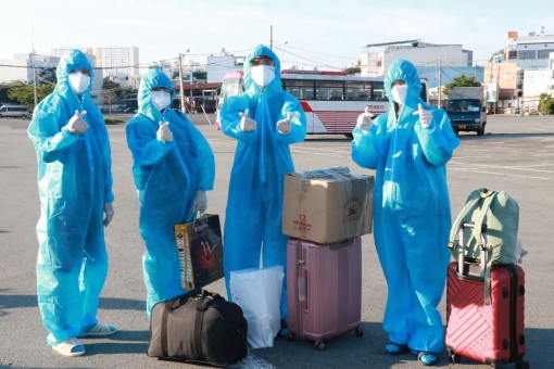 Cần Thơ đón 309 công dân từ TP Hồ Chí Minh về quê hương