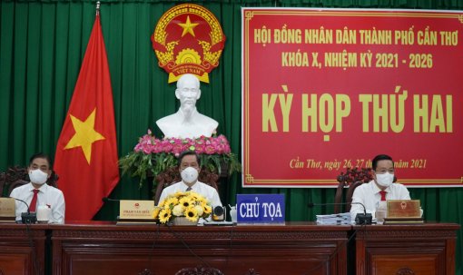 Trình HĐND thành phố xem xét, quyết định nhiều vấn đề quan trọng của thành phố