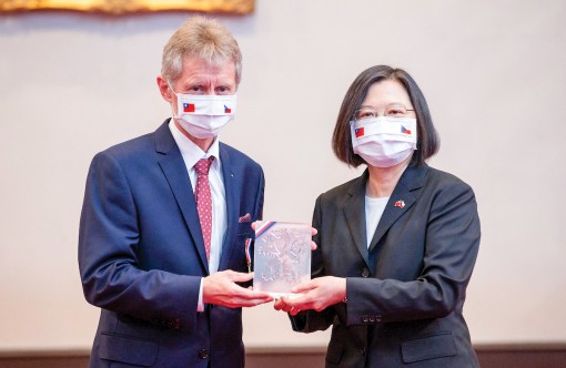 Trung Quốc cảnh báo châu Âu về Đài Loan