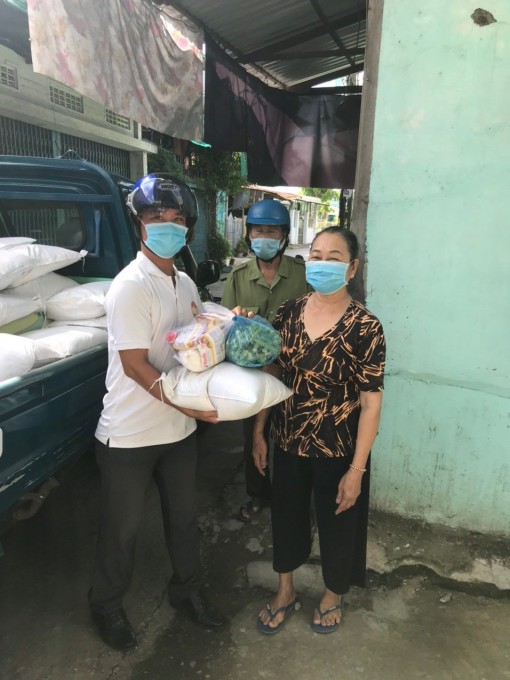 Chung tay lo an sinh xã hội