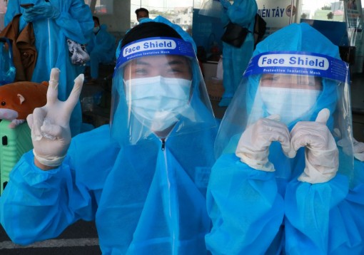 Một ảnh cười trên mạng xã hội - một phần thuốc tặng F0