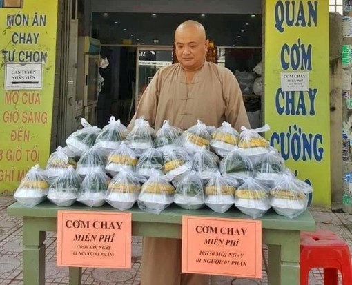 Truy tặng Bằng khen của Thủ tướng Chính phủ cho 18 cá nhân có nhiều thành tích phòng, chống dịch COVID-19