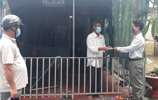 Ðồng lòng vượt khó