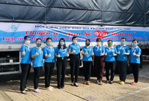 Tổ chức chuyến xe “San sẻ yêu thương”