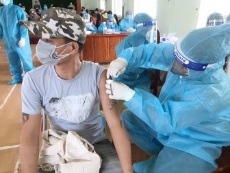 Người tiêm đủ 2 mũi vaccine vẫn có khả năng mắc và lây cho người khác