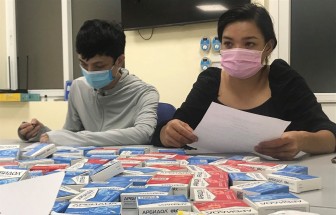 Thu giữ hàng nghìn viên thuốc điều trị COVID-19 nhập lậu