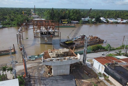 Phấn đấu thông xe cầu Vàm Xáng vào ngày 30-4-2022