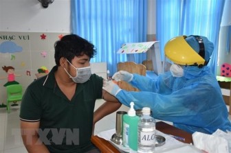 Bộ Y tế: Không đo huyết áp tất cả người tiêm vaccine COVID-19