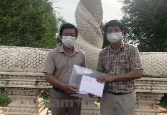 Kiên Giang hỗ trợ lao động Việt Nam tại Campuchia gặp khó khăn vì dịch
